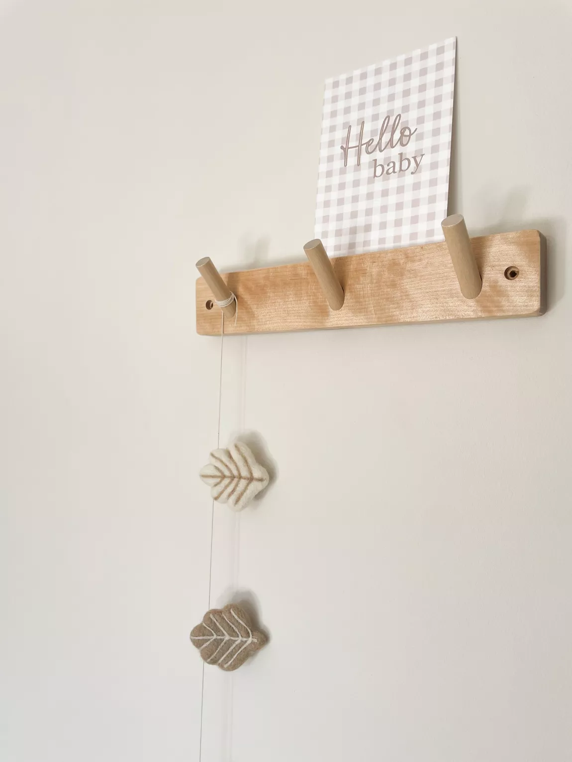Guirlande feuilles en laine feutrée 