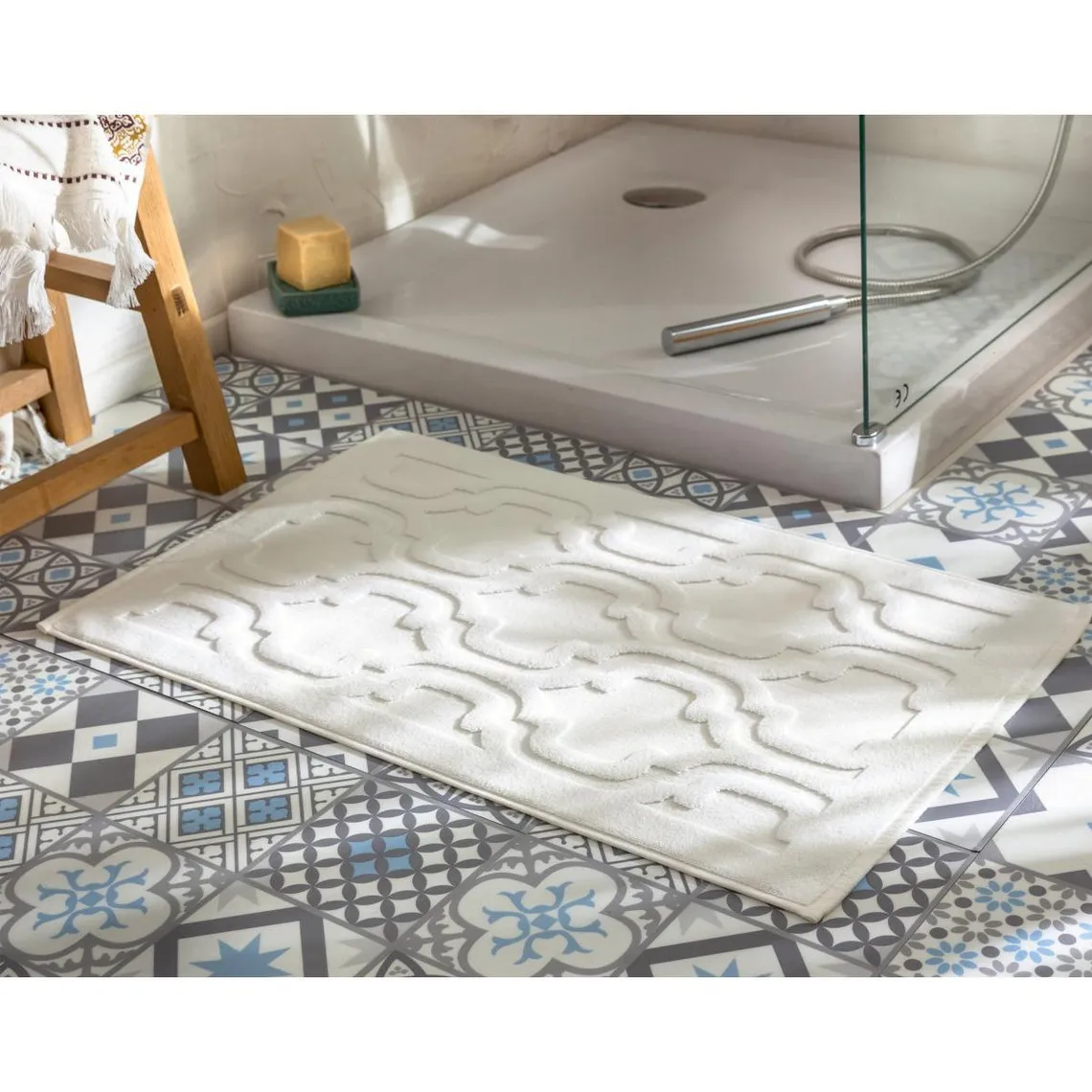 Tapis de bain MIHRAB blanc craie en coton | 3 Suisses